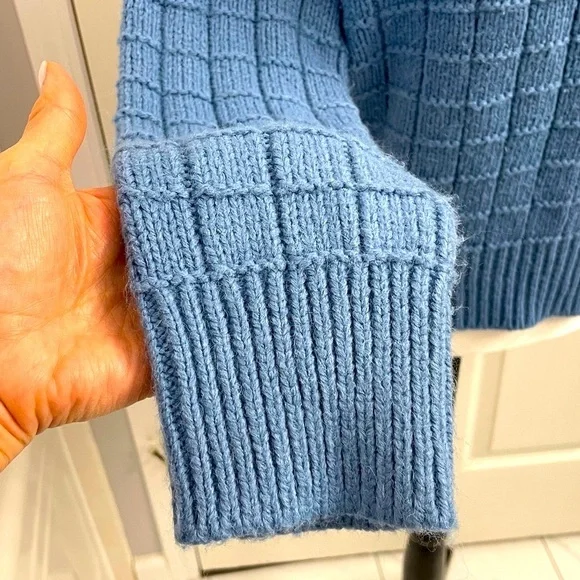 American Eagle Waffle Knit Crew Neck Sweater Blue Sz Lg - Picture 5 of 13